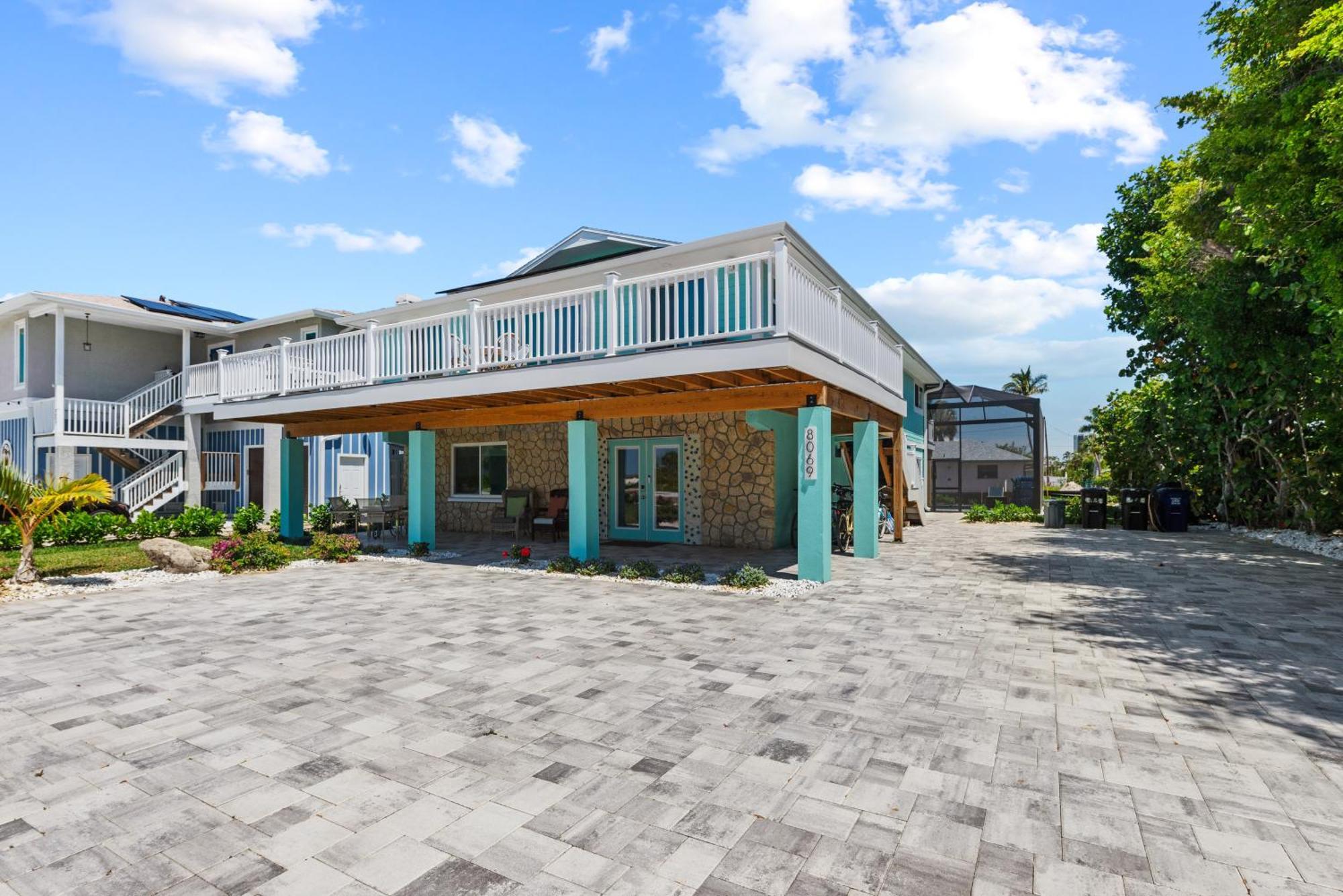 Heated Pool Home Steps To The Beach Fort Myers Beach Exterior photo